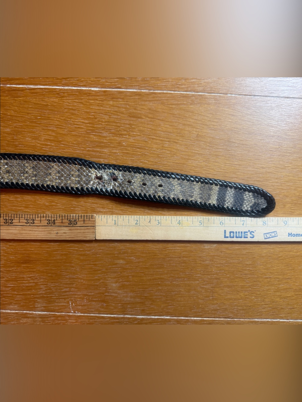 Men’s Vintage Genuine Rattlesnake Western Leather Belt - 44 inches no buckle - Picture 7 of 7